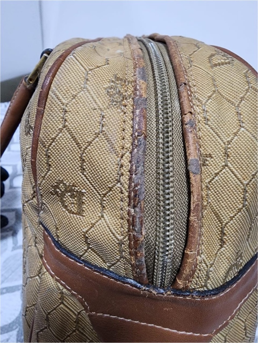 Authentic Christian Dior Vintage Canvas Boston Bag Beige/Brown - Picture 11 of 16
